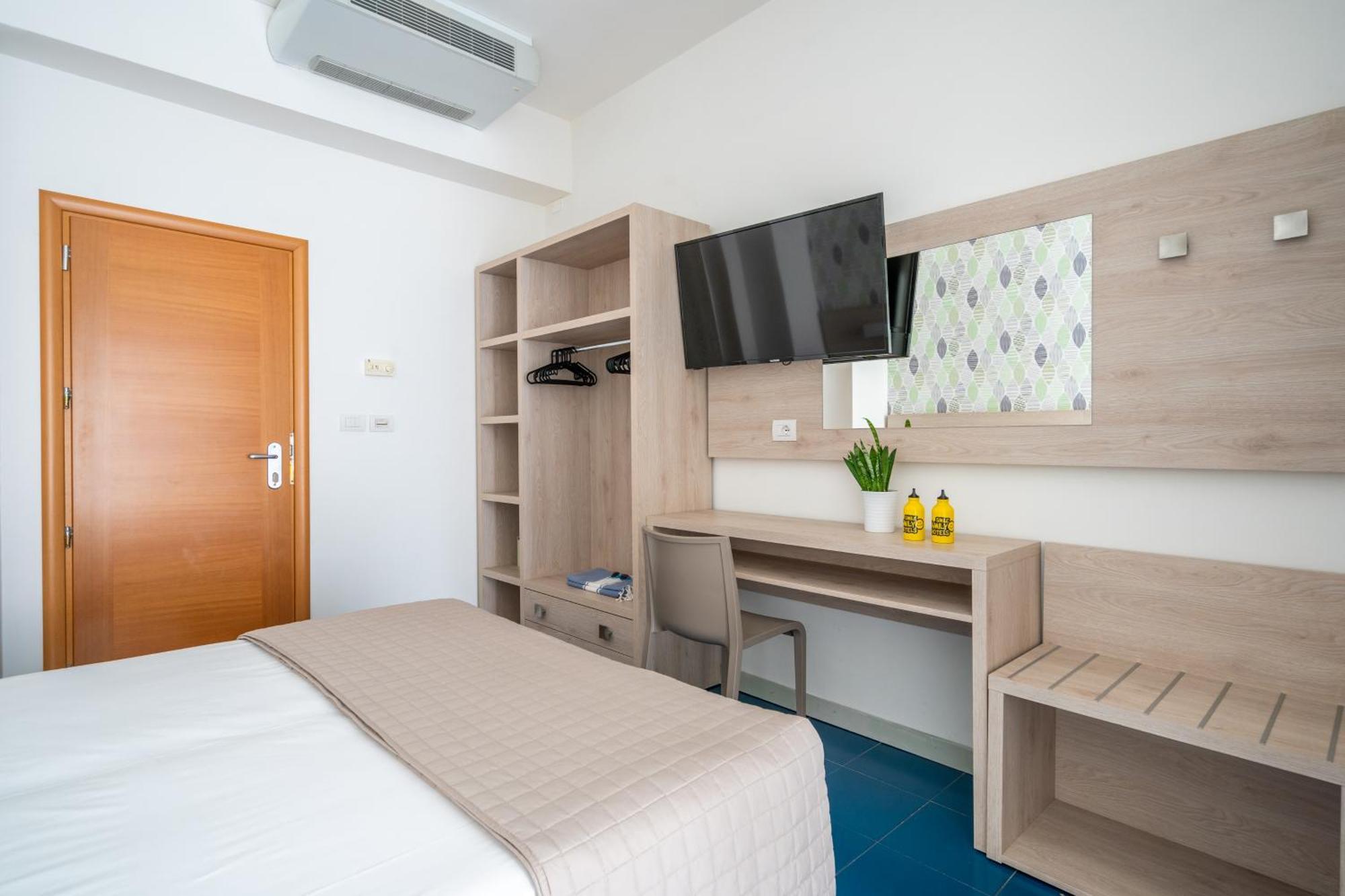 Lotus Hotel All Inclusive & Spiaggia Ρίμινι Εξωτερικό φωτογραφία