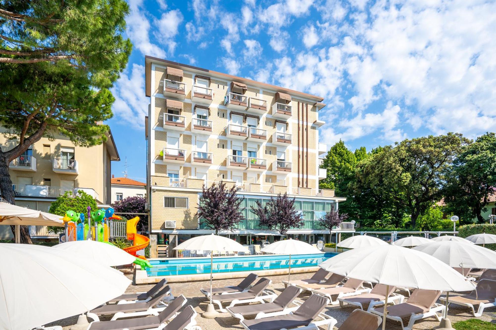 Lotus Hotel All Inclusive & Spiaggia Ρίμινι Εξωτερικό φωτογραφία