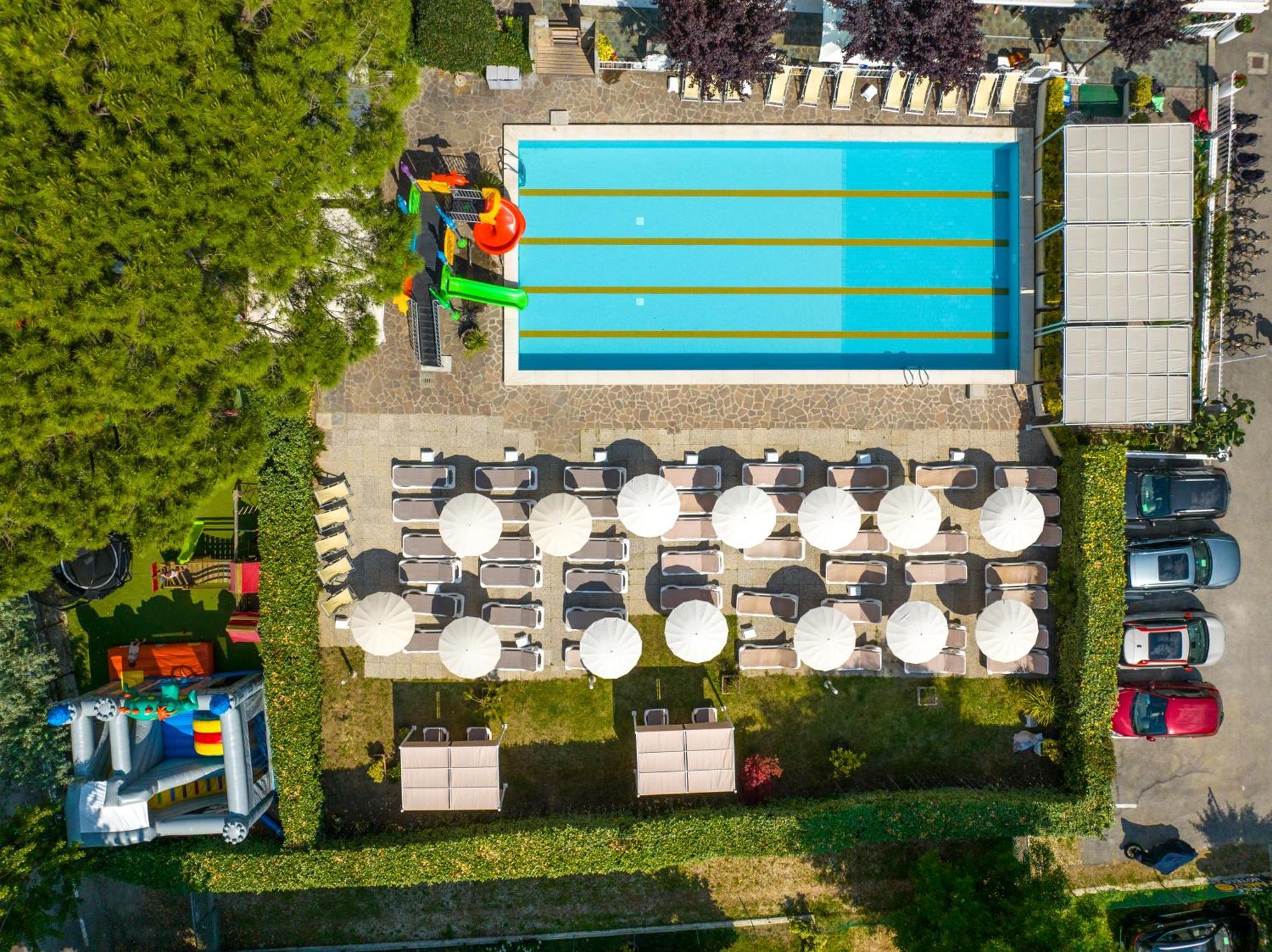 Lotus Hotel All Inclusive & Spiaggia Ρίμινι Εξωτερικό φωτογραφία