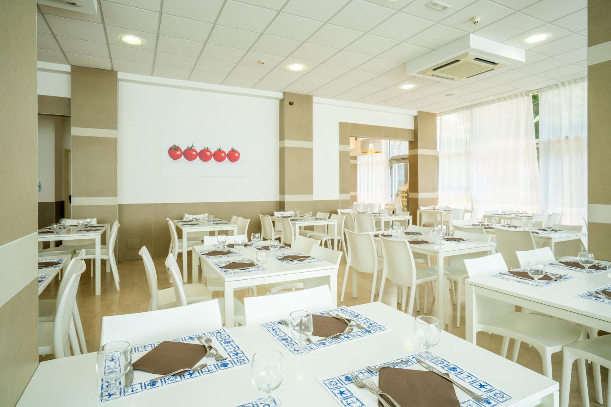Lotus Hotel All Inclusive & Spiaggia Ρίμινι Εξωτερικό φωτογραφία