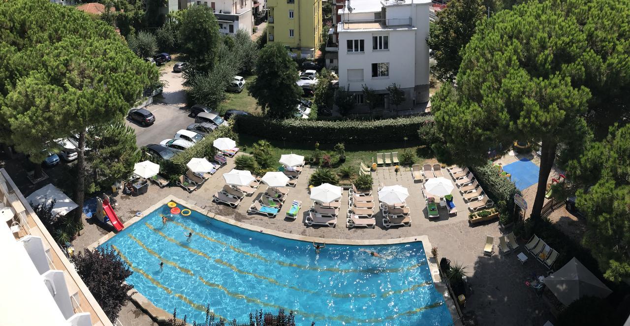 Lotus Hotel All Inclusive & Spiaggia Ρίμινι Εξωτερικό φωτογραφία