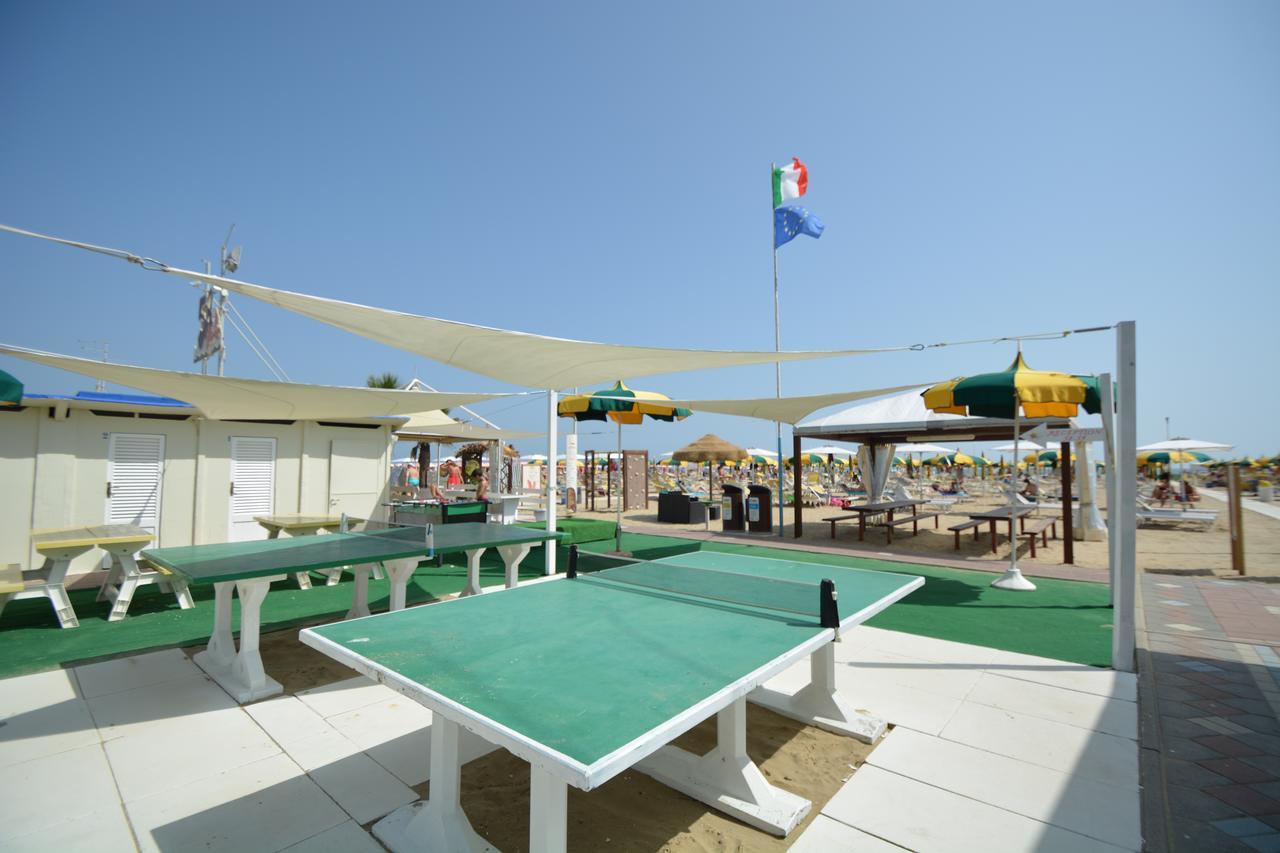 Lotus Hotel All Inclusive & Spiaggia Ρίμινι Εξωτερικό φωτογραφία